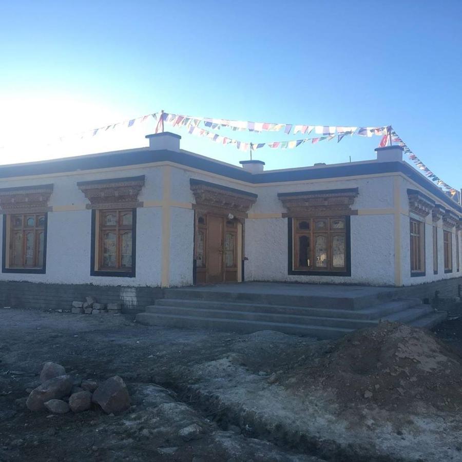 Hanle House, Near Panchayat Ghar, Anley Khaldo, Nyoma Block, Leh Ladakh Ut Exterior photo